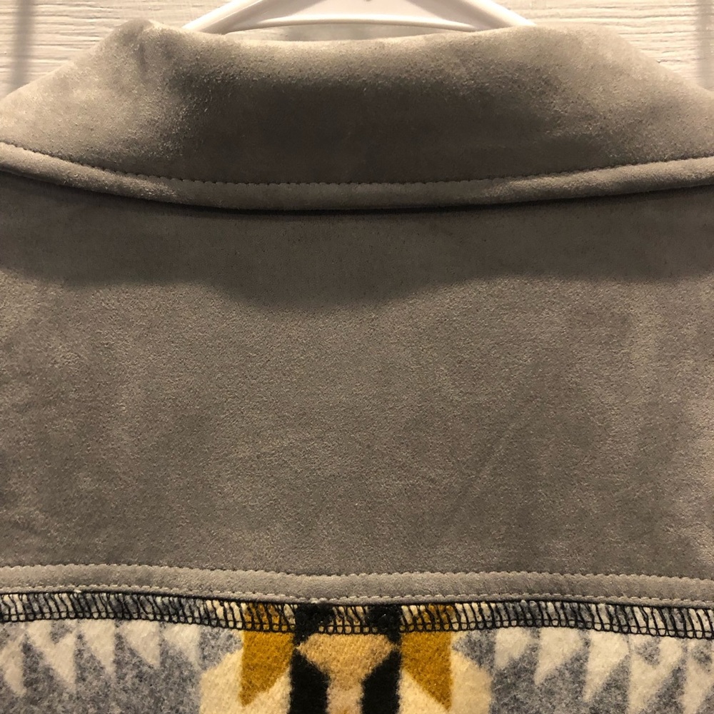 Philosophy Faux Suede Southwest Jacket 1X - Picture 5 of 12